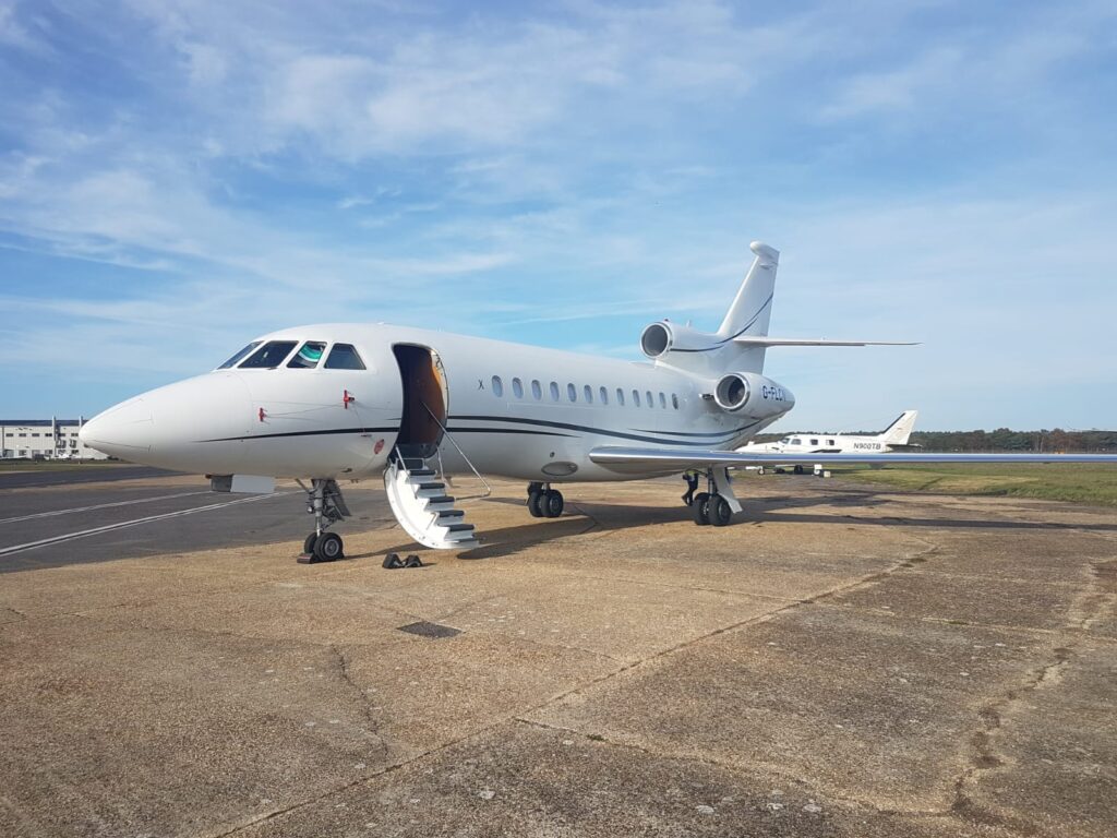 Customise Private Jet Vinyl in Fawley